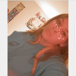 Meet your Posher, Alexis